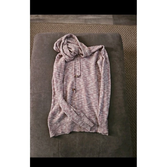 Womens Ruffhem Sweater Size Small - Picture 3 of 12